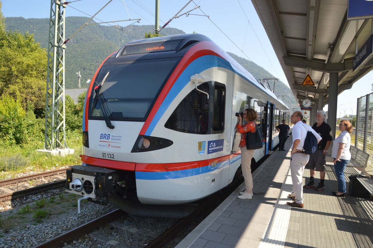 Fahrzeugsegnung der Bayerischen RegioBahn im Bahnhof Bad Reichenhall