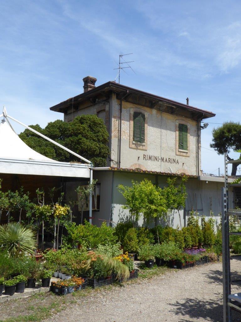 Die internationale Schmalspurbahn von Rimini nach San Marino