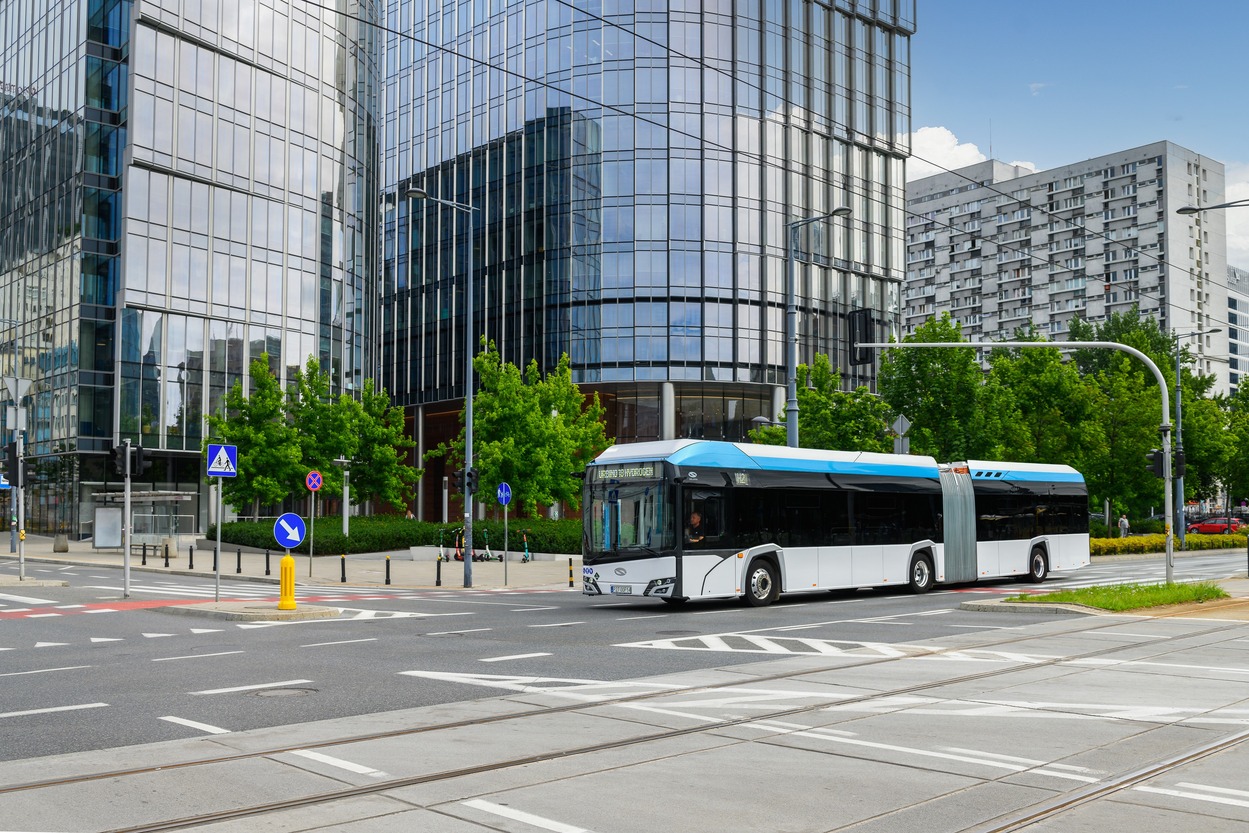 Der erste Auftrag aus Aschaffenburg über gelenkige Solaris-Wasserstoffbusse