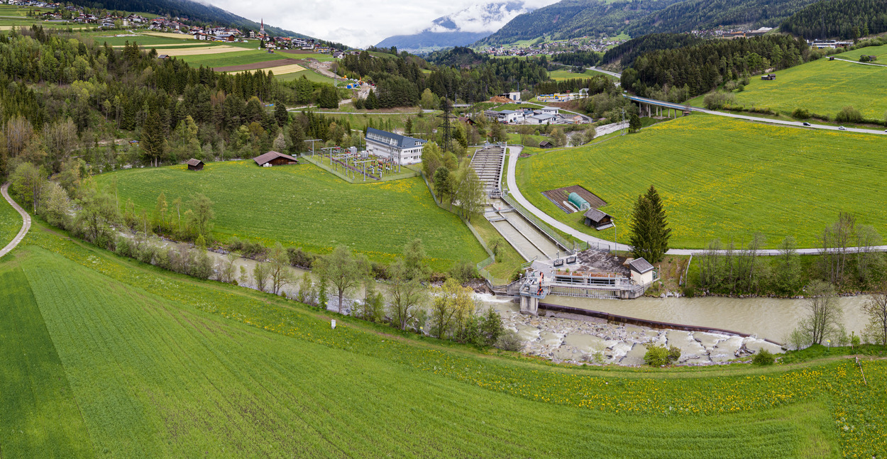 ÖBB und Partner feiern 40 Jahre grünen Bahnstrom aus Fulpmes im Stubaital