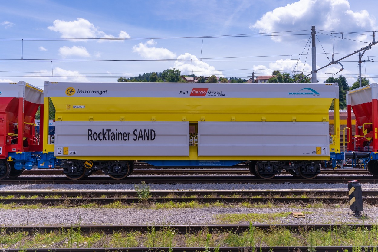 ÖBB Rail Cargo Group: 40 neue RockTainer SAND für Rohrdorfer