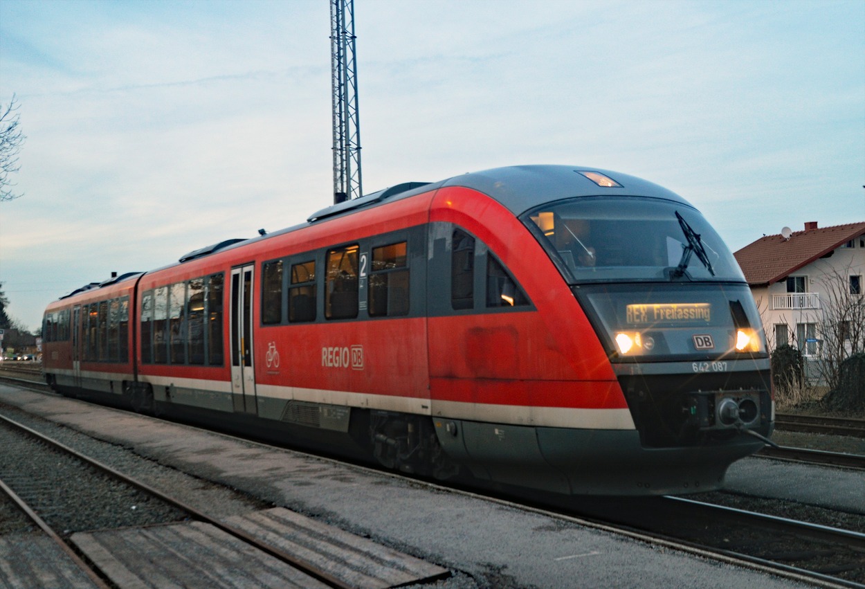 Dieseltriebwagen DB-Reihe 642 auf der Mattigtalbahn