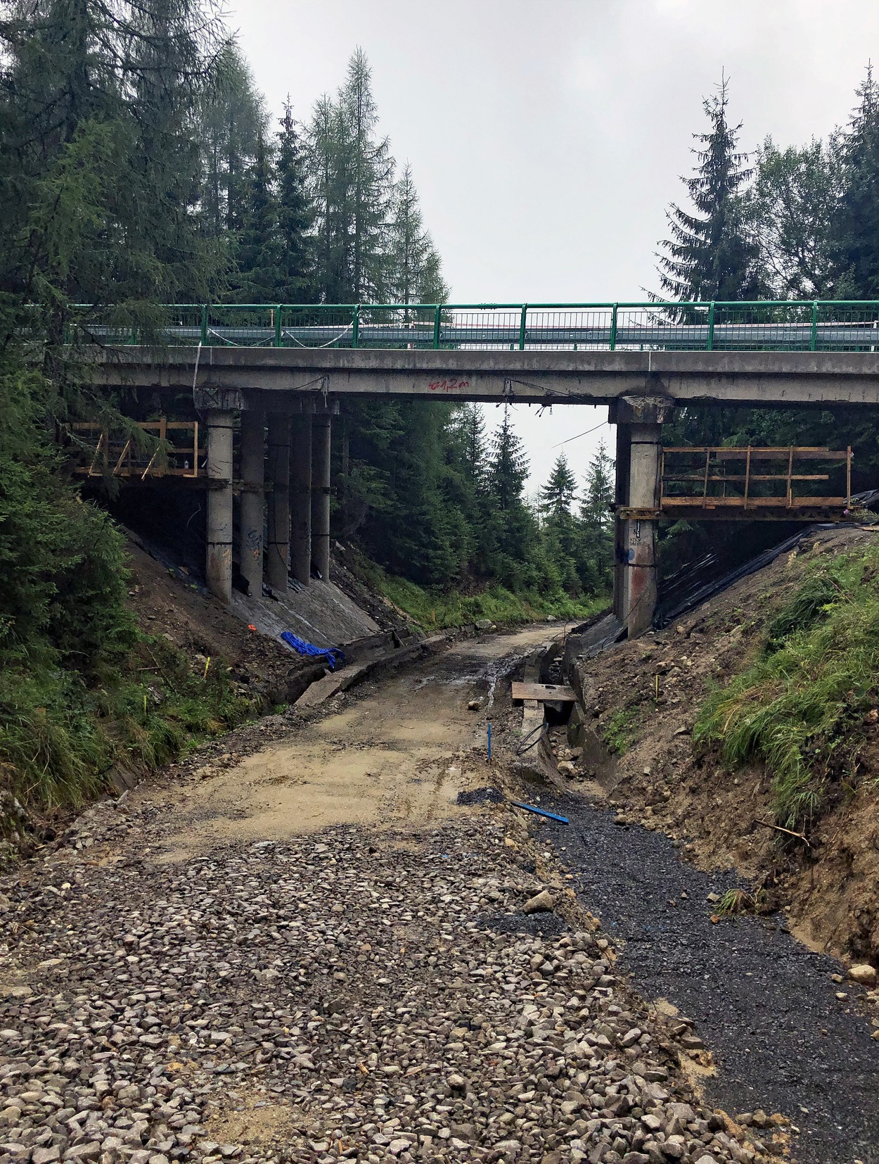 Zahnradbahn Štrba-Štrbské Pleso oder Tschirmer-Bahn in der Hohen Tatra wird grundlegend erneuert.