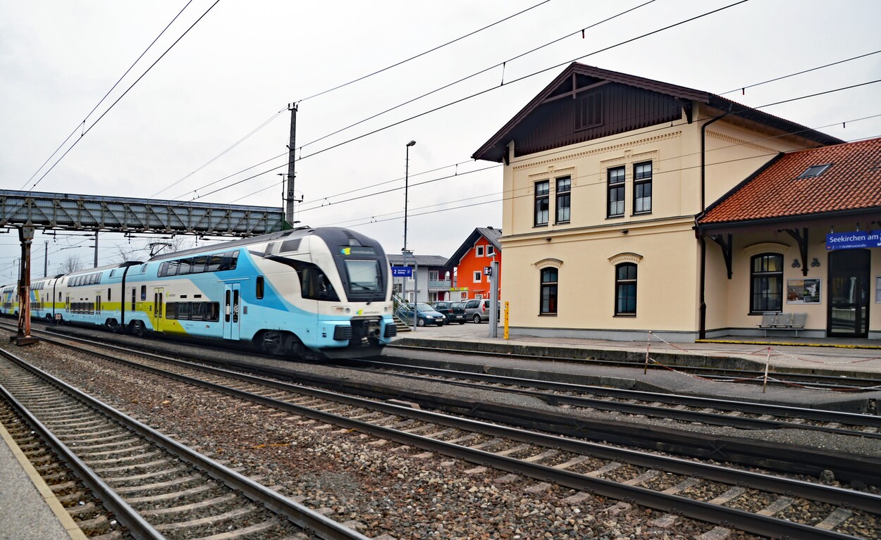 Bahnhof Seekirchen architektonisch wertvoller Westbahnbau