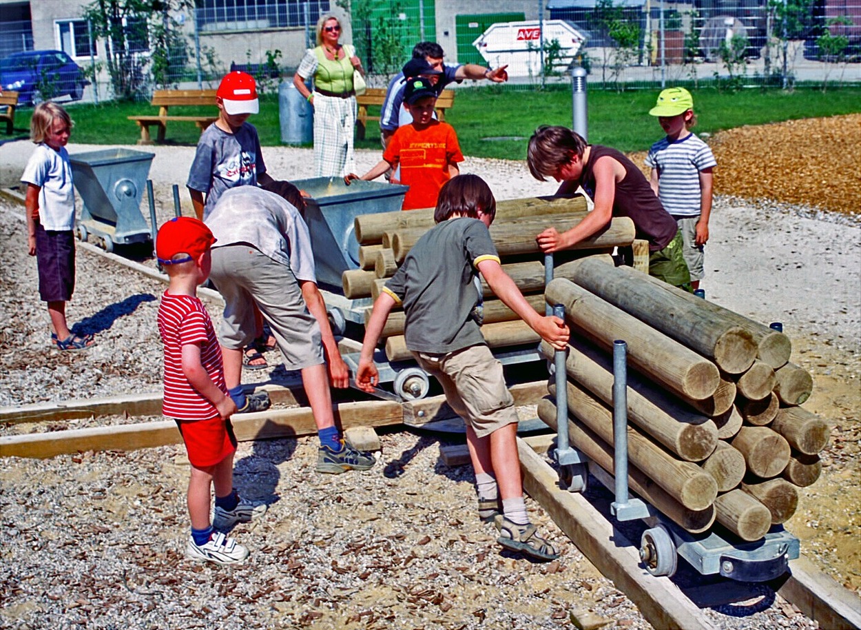 Lokpark Ampflwang Erlebnisspielplatz