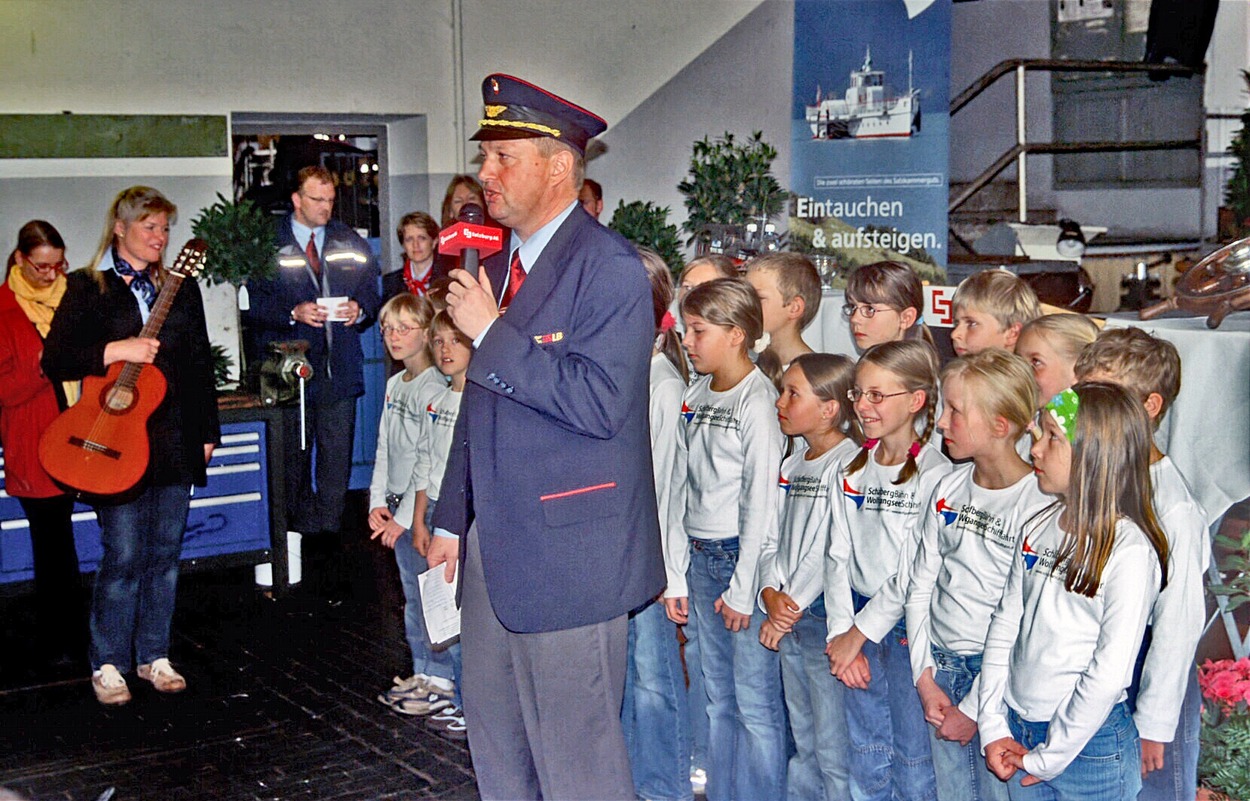 Kinderchor Volksschule St. Wolfgang 2005 singt Ischlerbahnlied mit Text Schafbergbahn