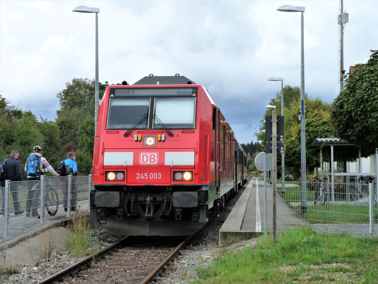 BR 245 am südlichen Abschnitt der Bayerischen Tauernbahn