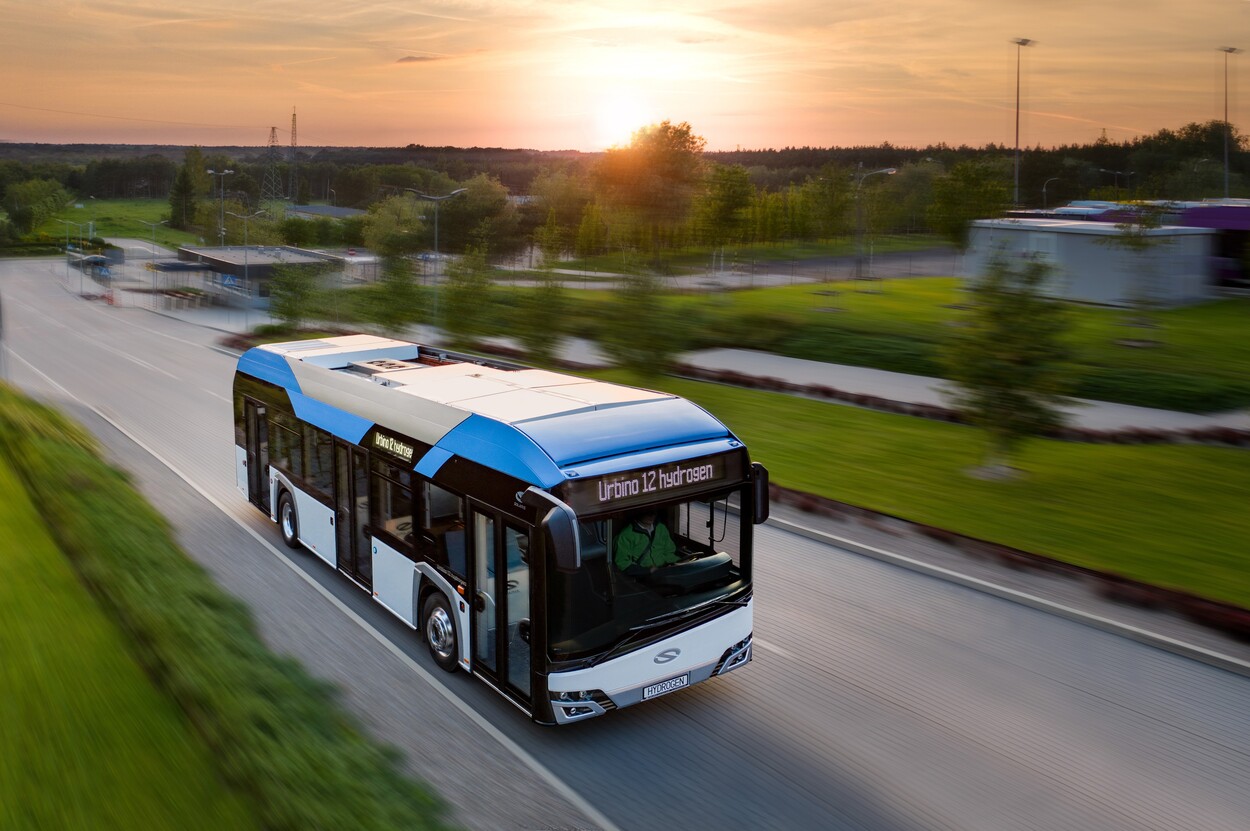 ÖBB Postbus schließt einen weiteren Rahmenvertrag über die Lieferung von emissionsfreien Solaris-Bussen