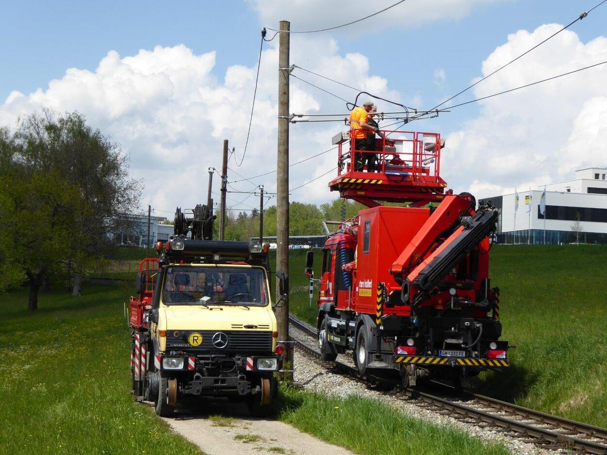 Lokalbahn Vöcklamarkt - Attersee; umfangreiche Infrastruktur Investitionen